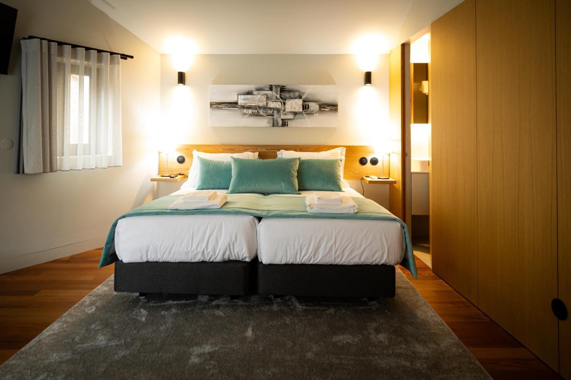 Fervenca Suites Вила-Нова-ди-Гая Экстерьер фото