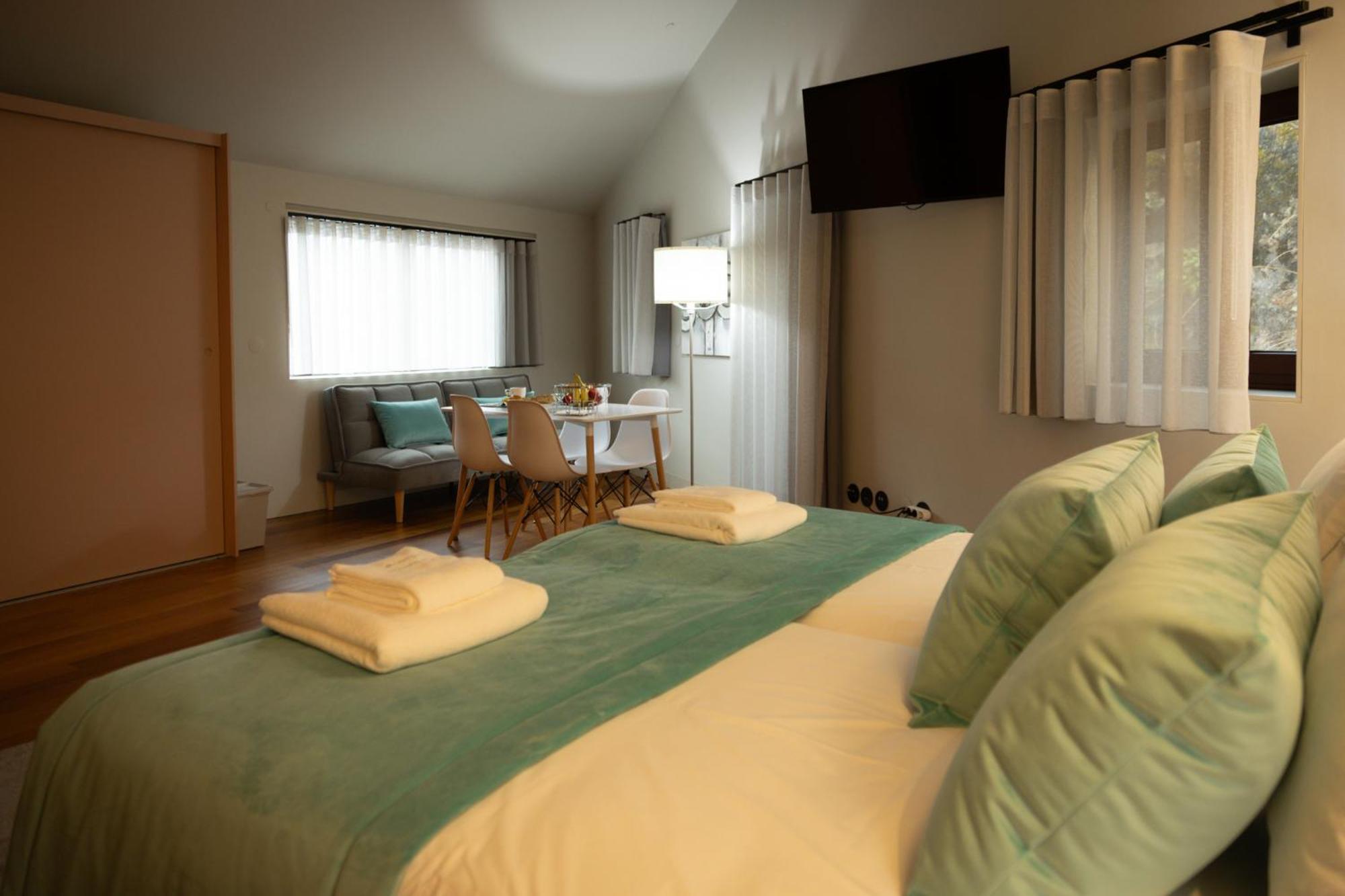 Fervenca Suites Вила-Нова-ди-Гая Экстерьер фото