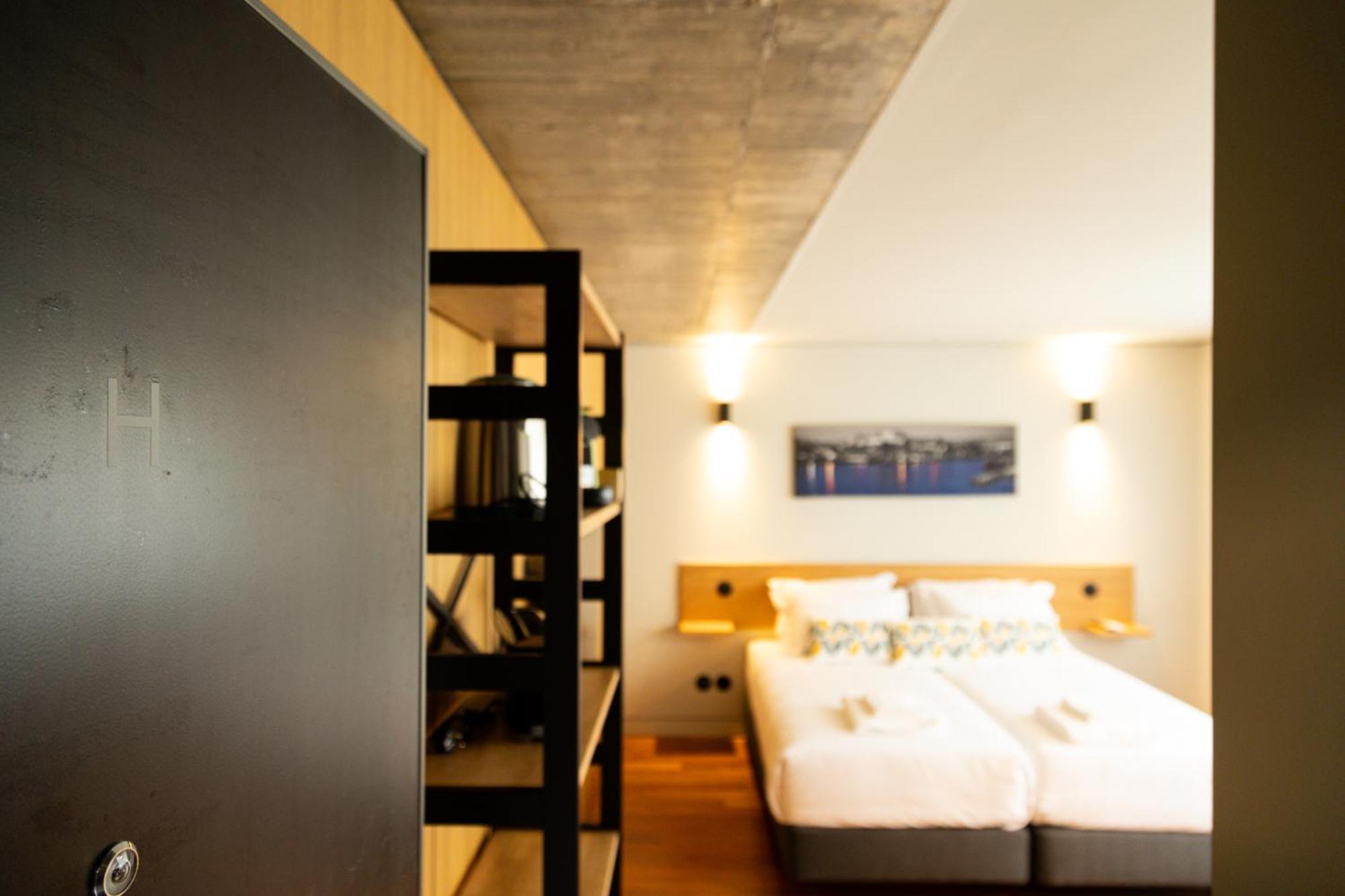 Fervenca Suites Вила-Нова-ди-Гая Экстерьер фото